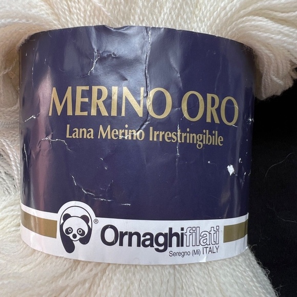 Ornaghi Filati Merino Oro WOOL 1375 yds Off White Fine Made in Italy Skein - Picture 3 of 6